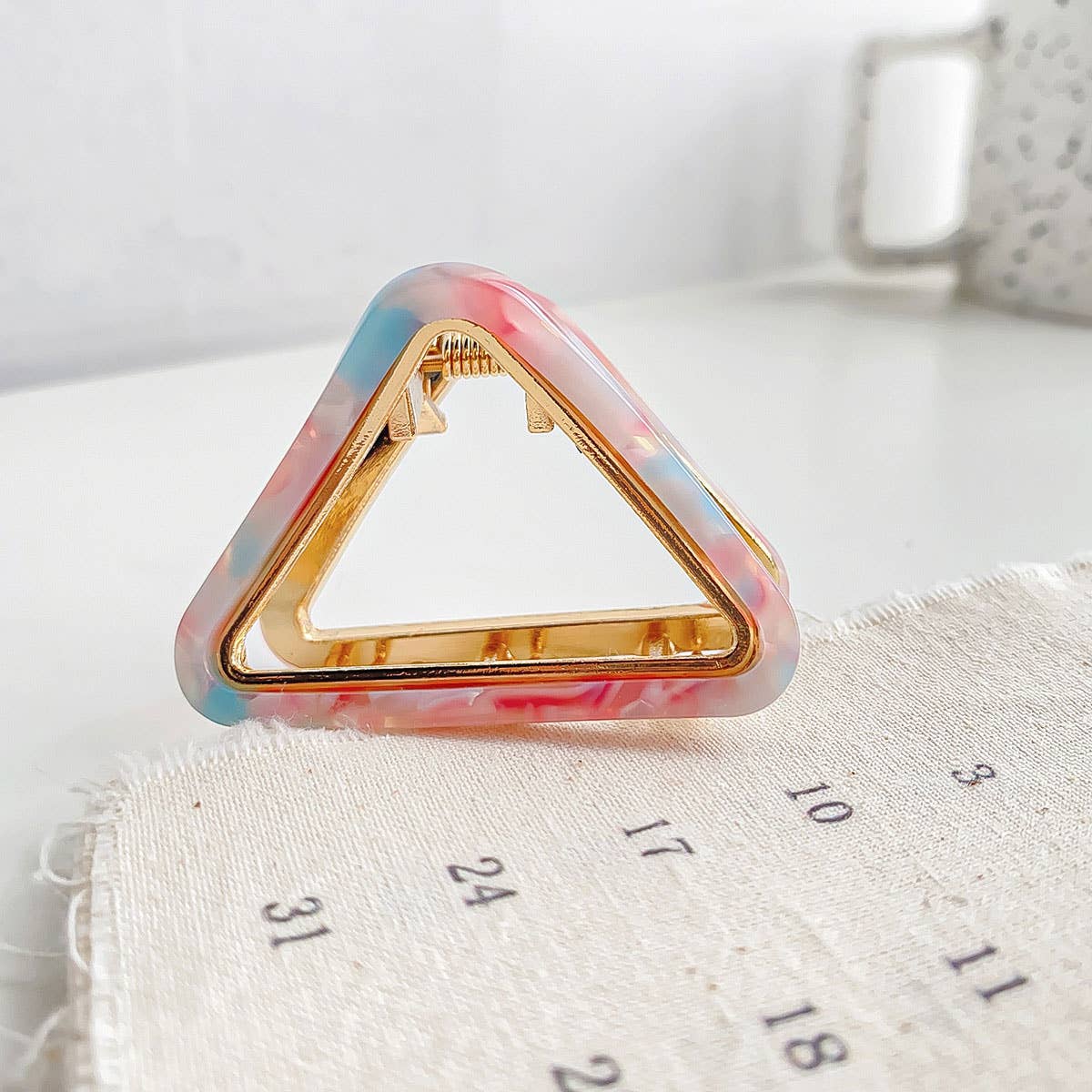 ACETATE TORTOISE SHELL HAIR CLAW CLIP PYRAMID MINI_CWAHA0400
