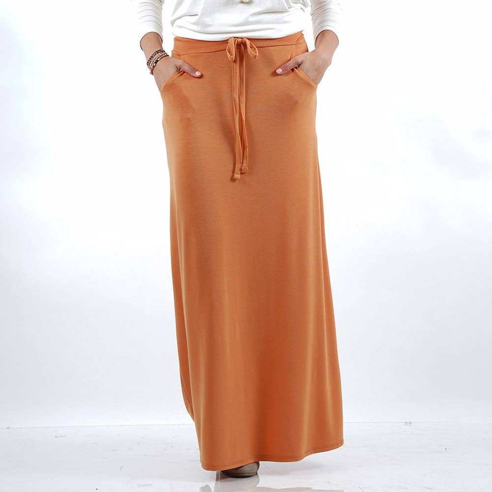 ",..Plus size Maxi Skirt w\ pockets