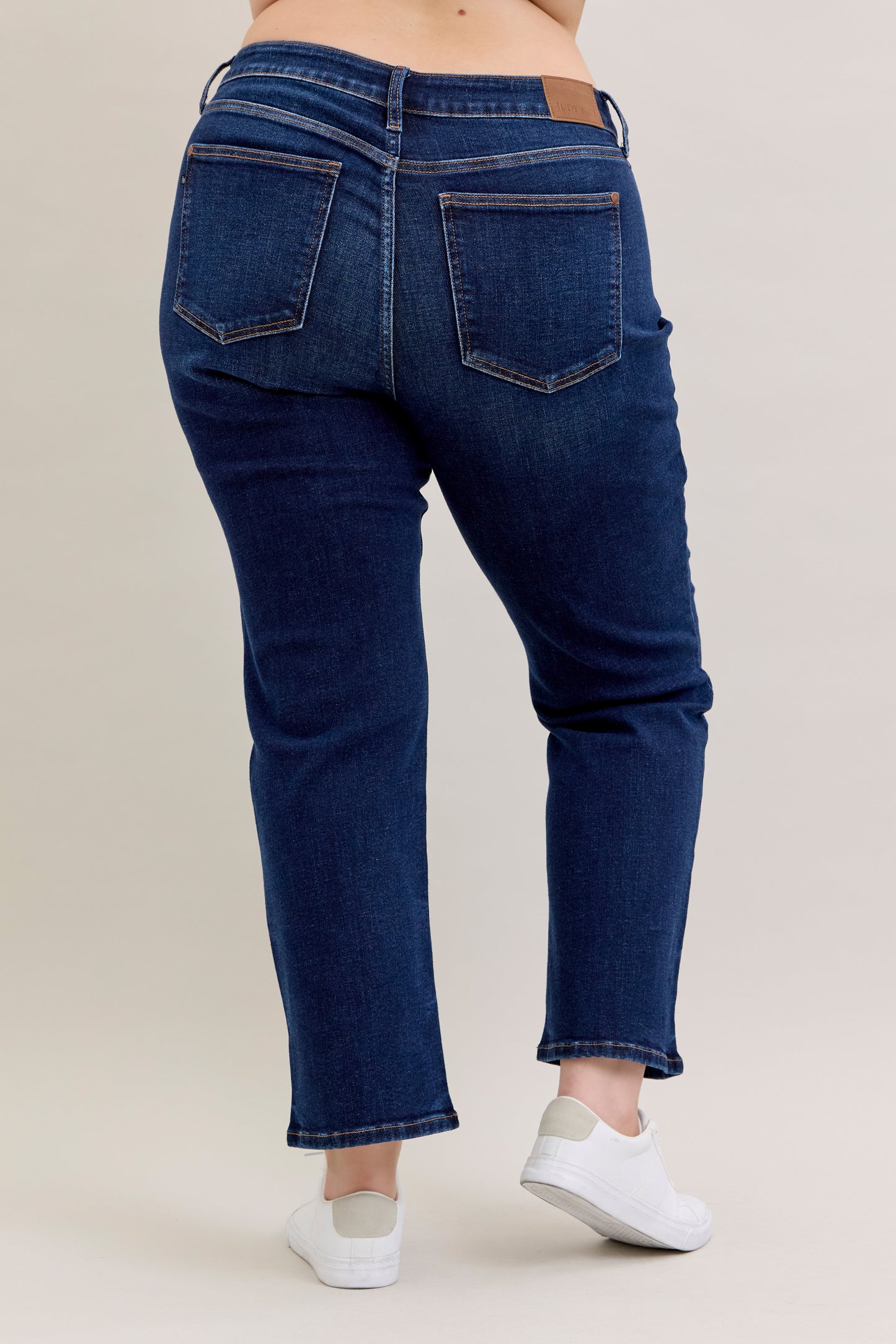Judy Blue Jeans Straight Fit Short Length