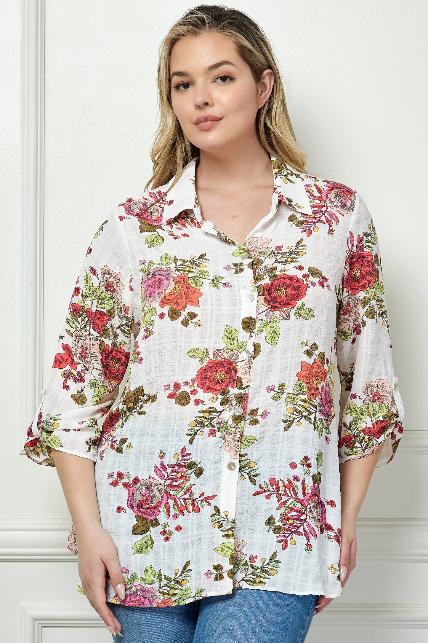 PLUS SIZE BUTTON DOWN BLOUSE
