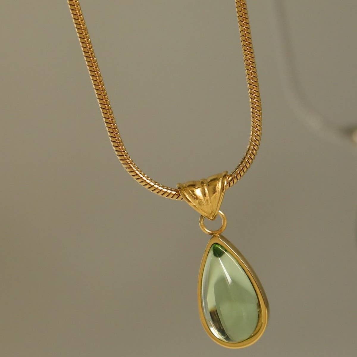Fashionable water drop blue ocean necklace_CWMM5582