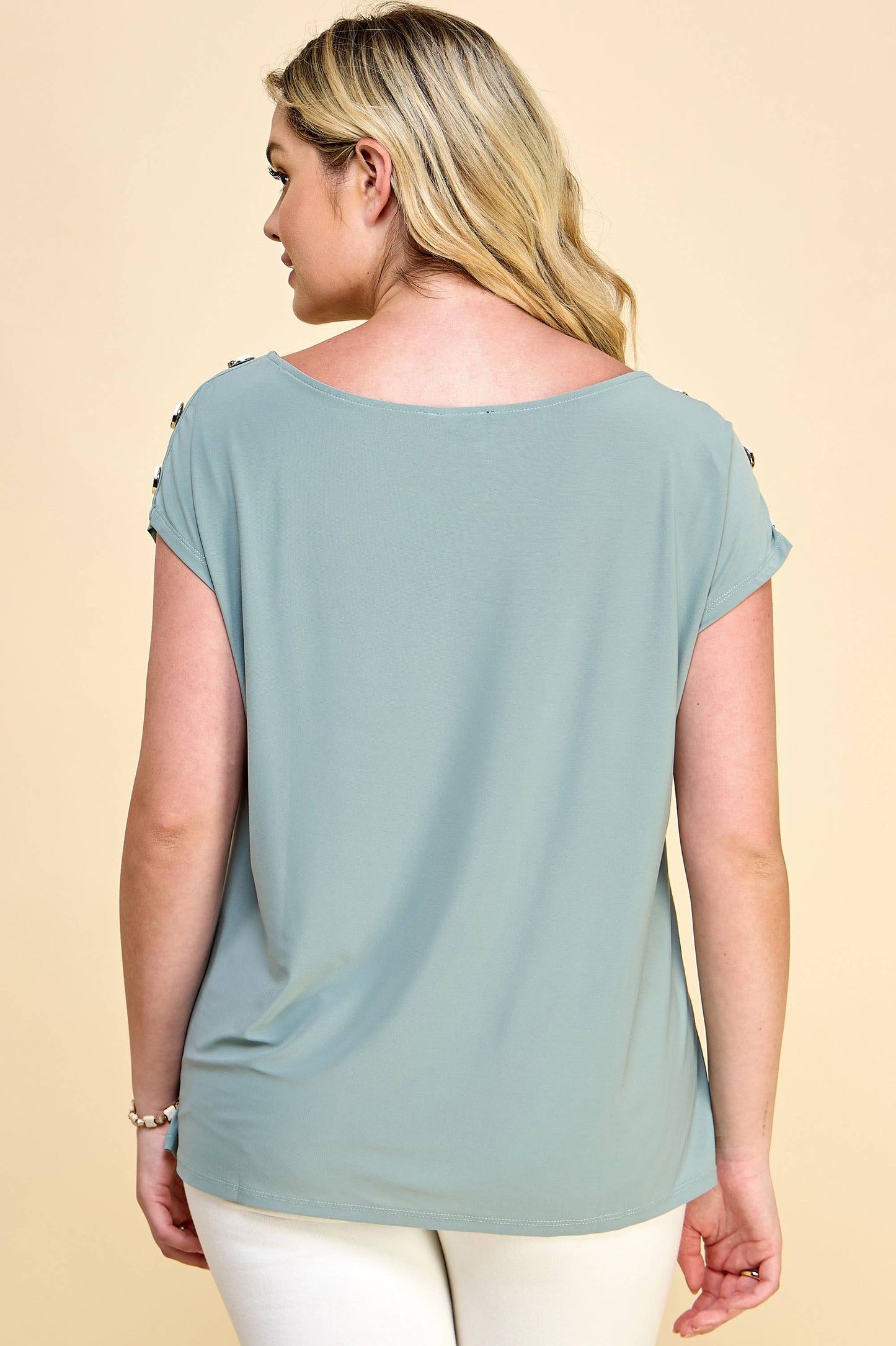 PLUS SIZE SHORSLEEVE TOP WITH BUTTONS SHOULDERS
