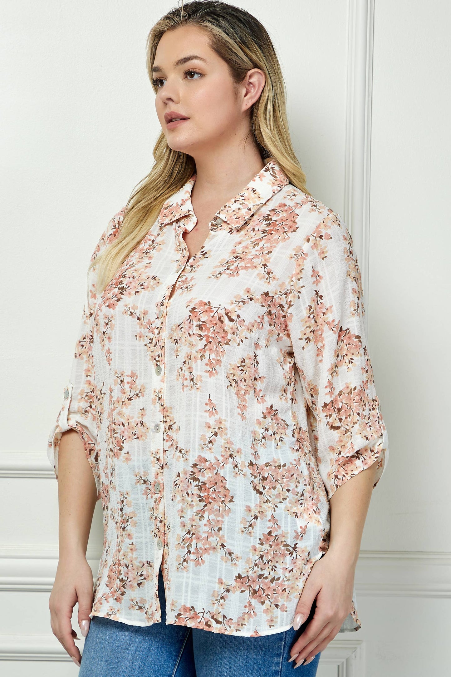 PLUS SIZE BUTTON DOWN BLOUSE