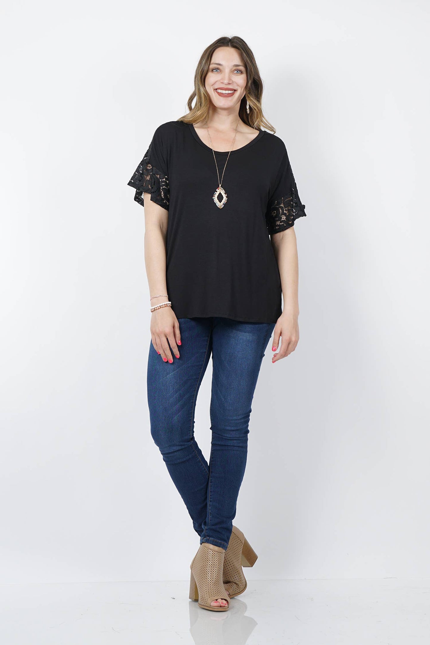 ._ SI-14339 PLUS SIZE Lace sleeve detail top