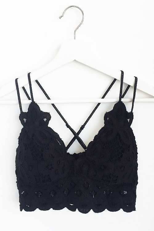 Plus Size Scalloped Lace Cami Bralette
