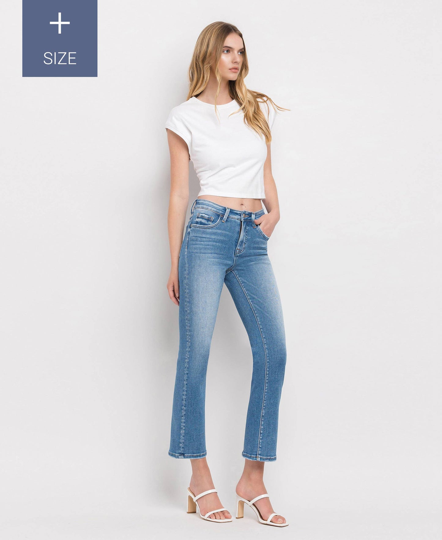 PLUS SIZE TUMMY CONTROL MID RISE CROP FLARE JEANS LV1357-P
