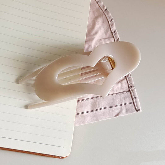 Lay Flat Heart Hair Claw Clips for Secure Styling | 40H1033