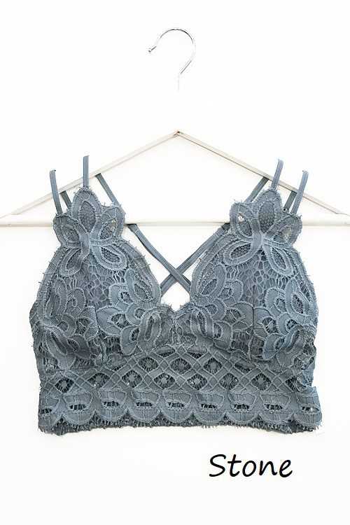 Plus Size Scalloped Lace Cami Bralette