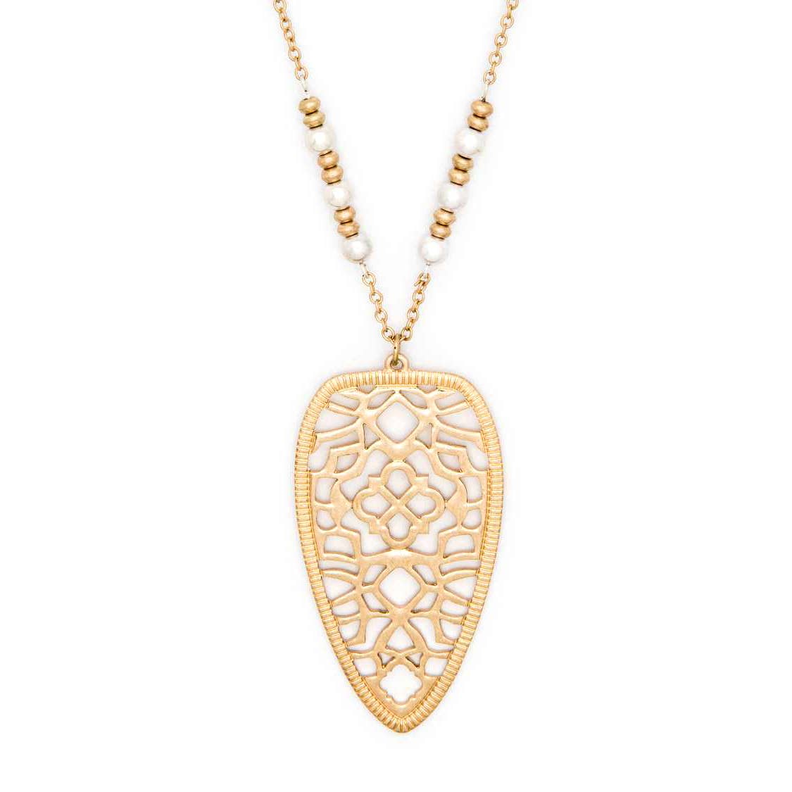 Cutout Pattern Arrow Head Pendant Necklace