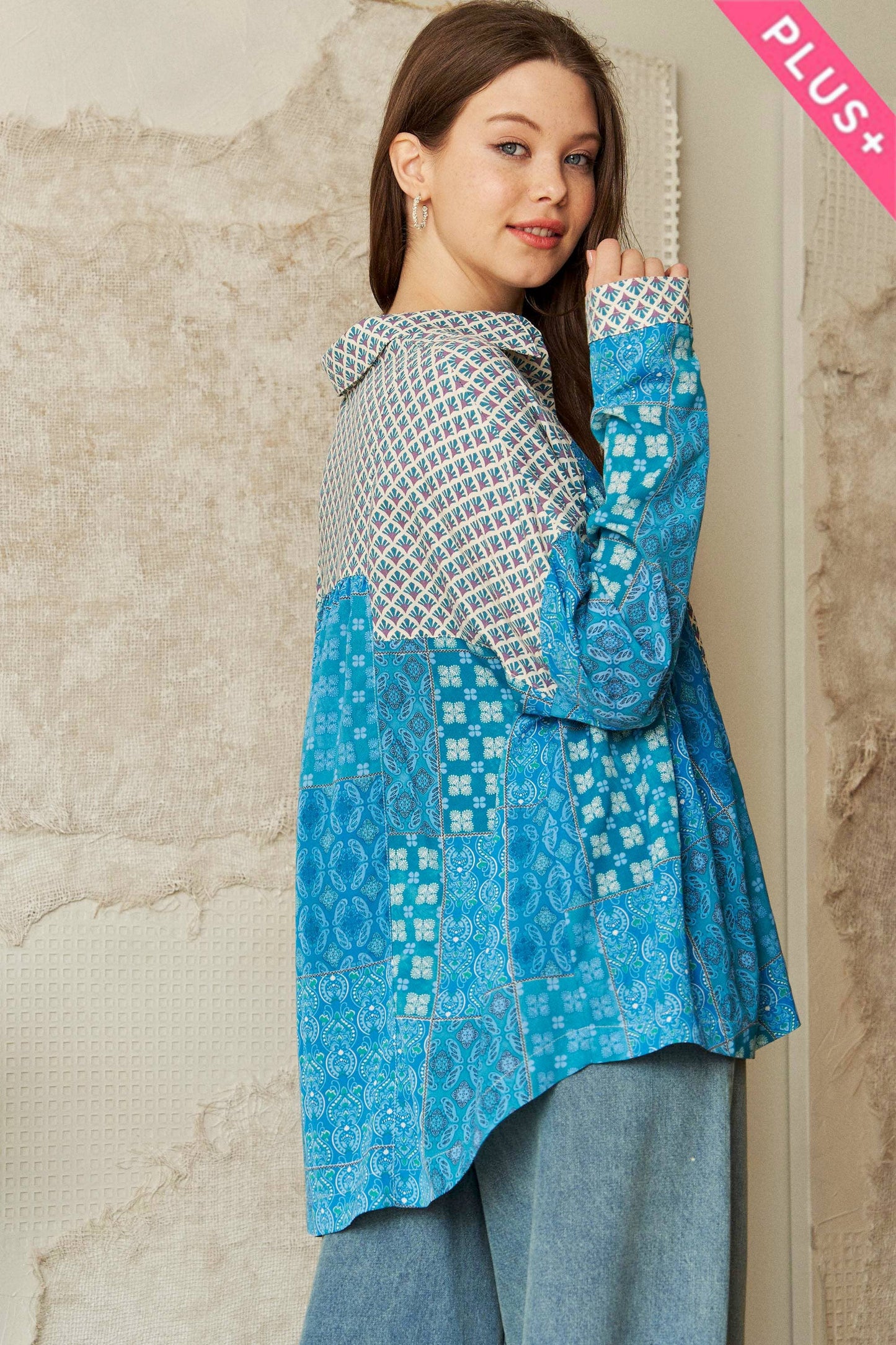 PLUS GEO MIXED BUTTON FRONT SLOUCHY RELAXED TOP