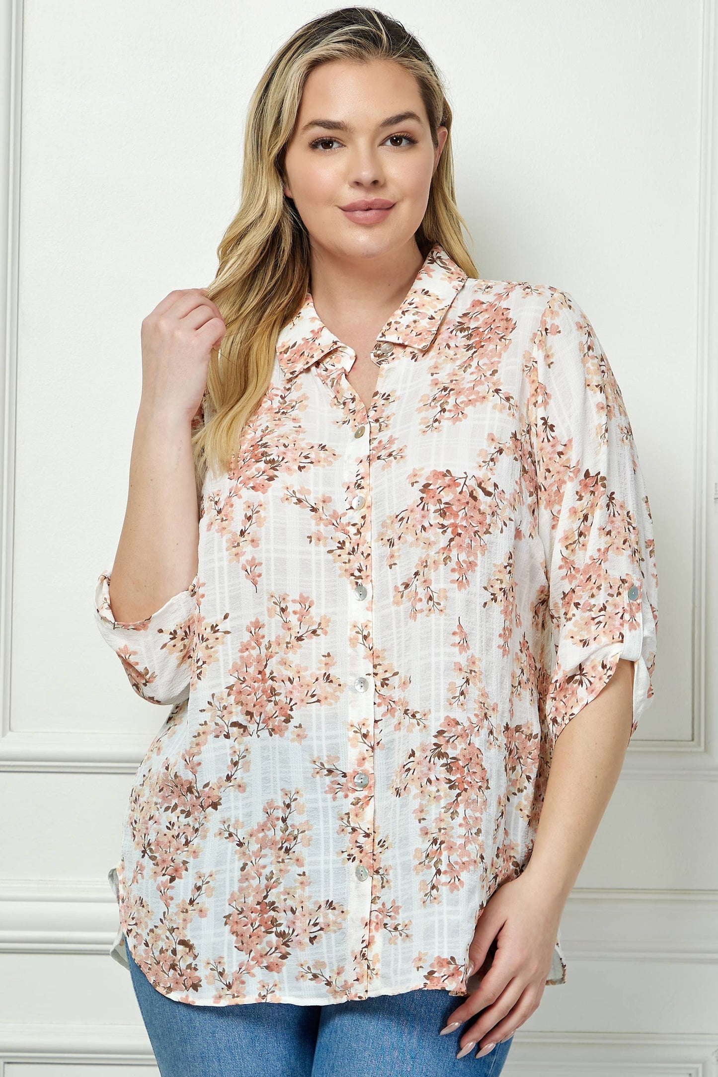 PLUS SIZE BUTTON DOWN BLOUSE