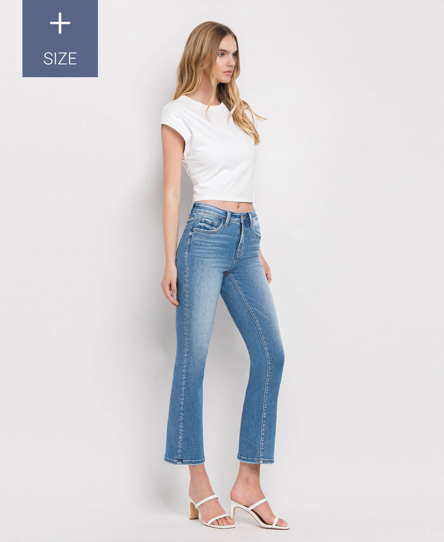 PLUS SIZE TUMMY CONTROL MID RISE CROP FLARE JEANS LV1357-P