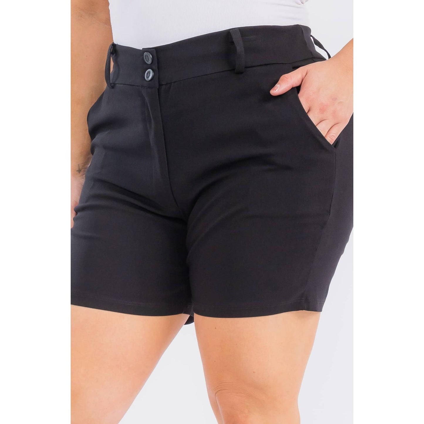PLUS SIZE 2 BUTTON POCKET SHORTS