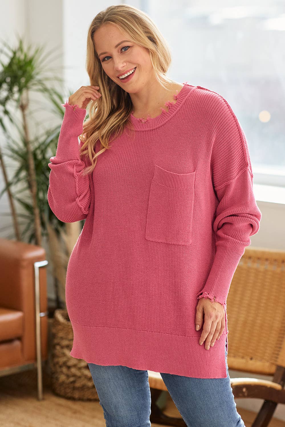 Plus Pullover Crew Neck Distressed Tunic Sweater-PSW4888