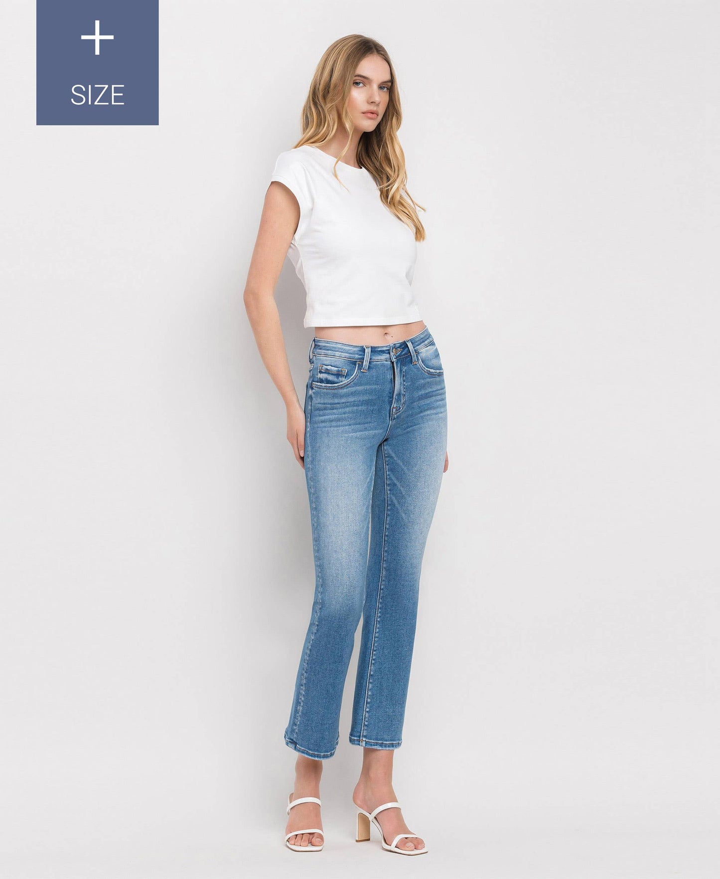 PLUS SIZE TUMMY CONTROL MID RISE CROP FLARE JEANS LV1357-P