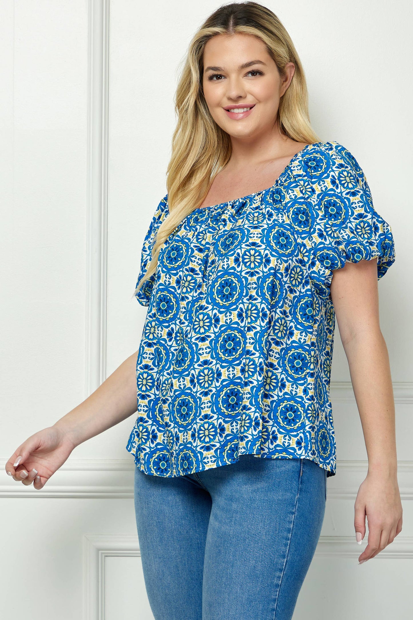 PLUS SIZE SHORT BUBBLE SLEEVE TRAPEZE BLOUSE  G230550A49X