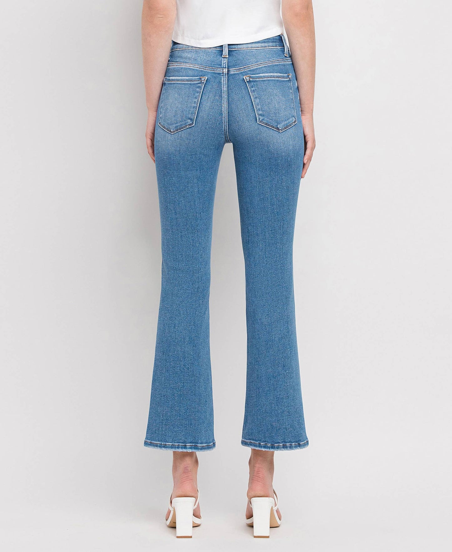 TUMMY CONTROL MID RISE CROP FLARE JEANS LV1357