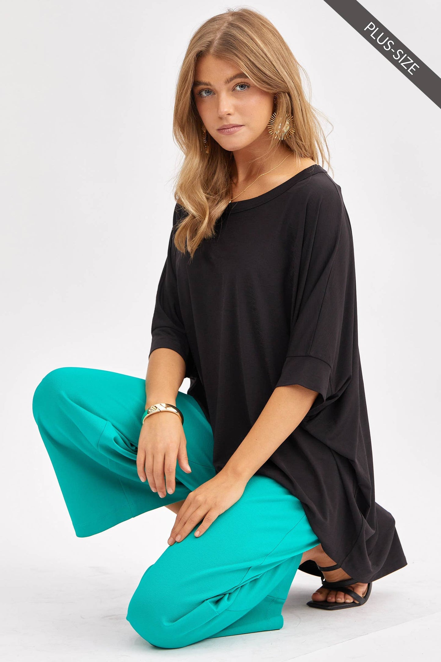 PLUS SIZE Relaxed Banded Dolman Sleeve Poncho-Like Tunic Top