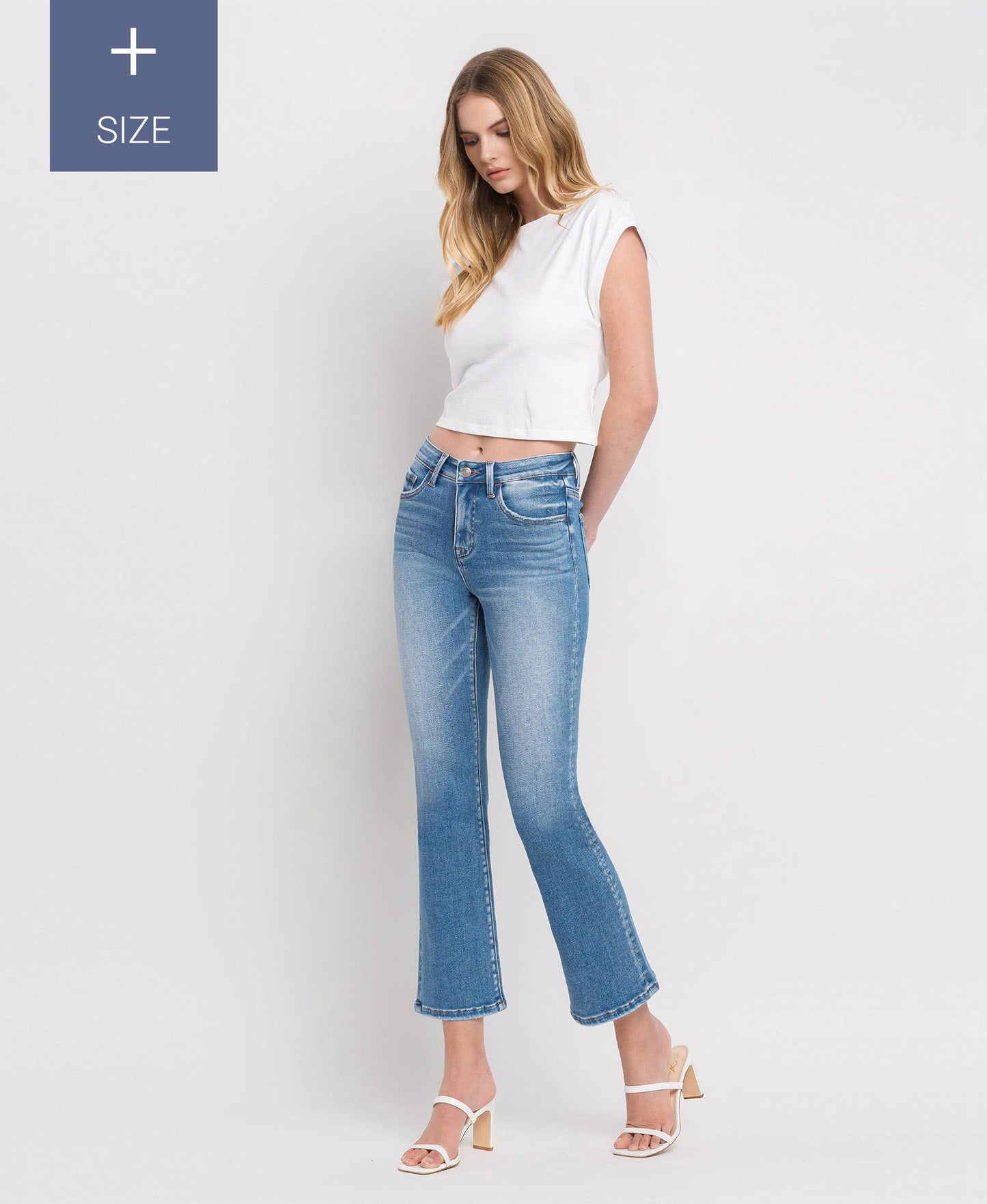 PLUS SIZE TUMMY CONTROL MID RISE CROP FLARE JEANS LV1357-P