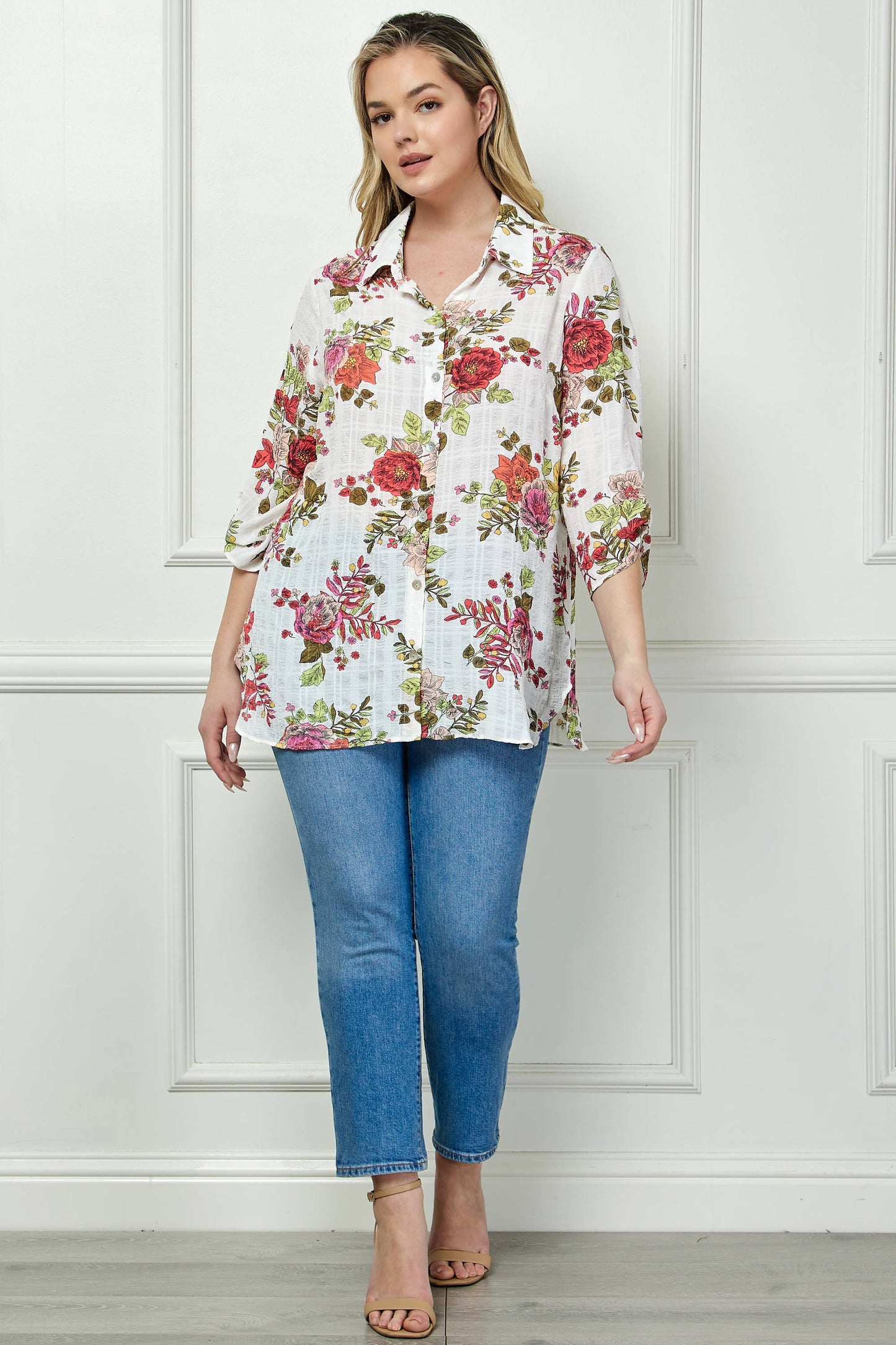 PLUS SIZE BUTTON DOWN BLOUSE