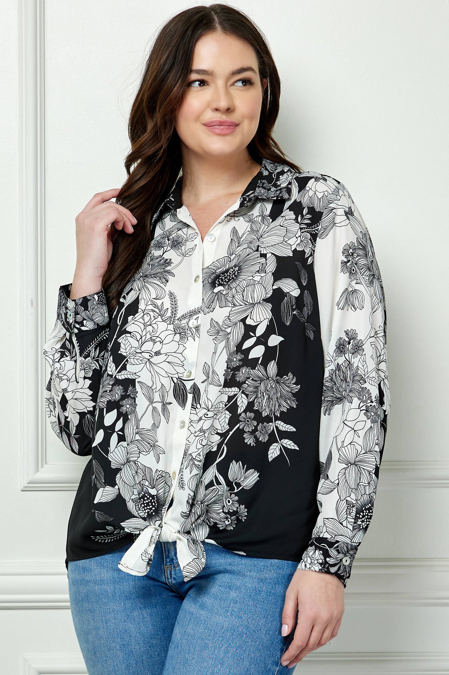 PLUS SIZE LONG SLEEVE  COLLAR TIE  FRONT SHIRT