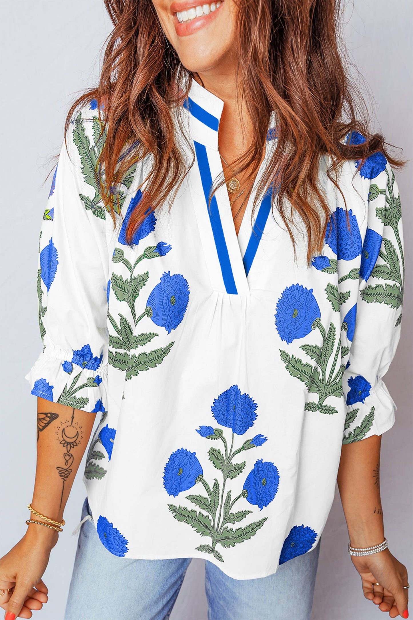 Plus Size Wild Flower Print V Neck 3/4 Sleeve Blouse (S-4X)