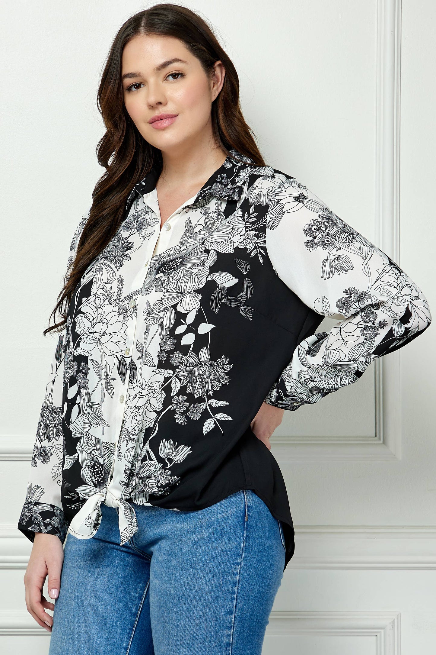 PLUS SIZE LONG SLEEVE  COLLAR TIE  FRONT SHIRT