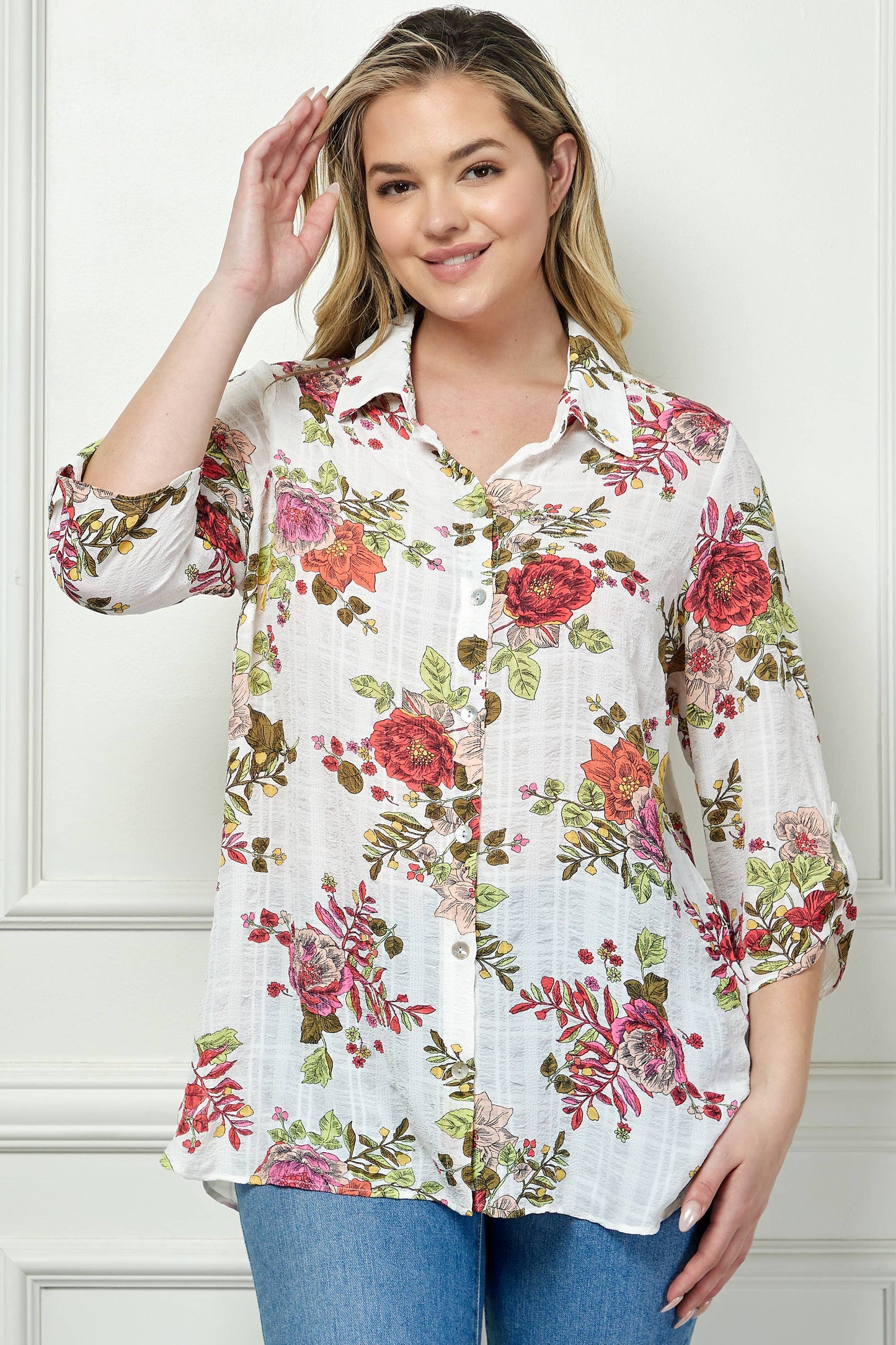 PLUS SIZE BUTTON DOWN BLOUSE