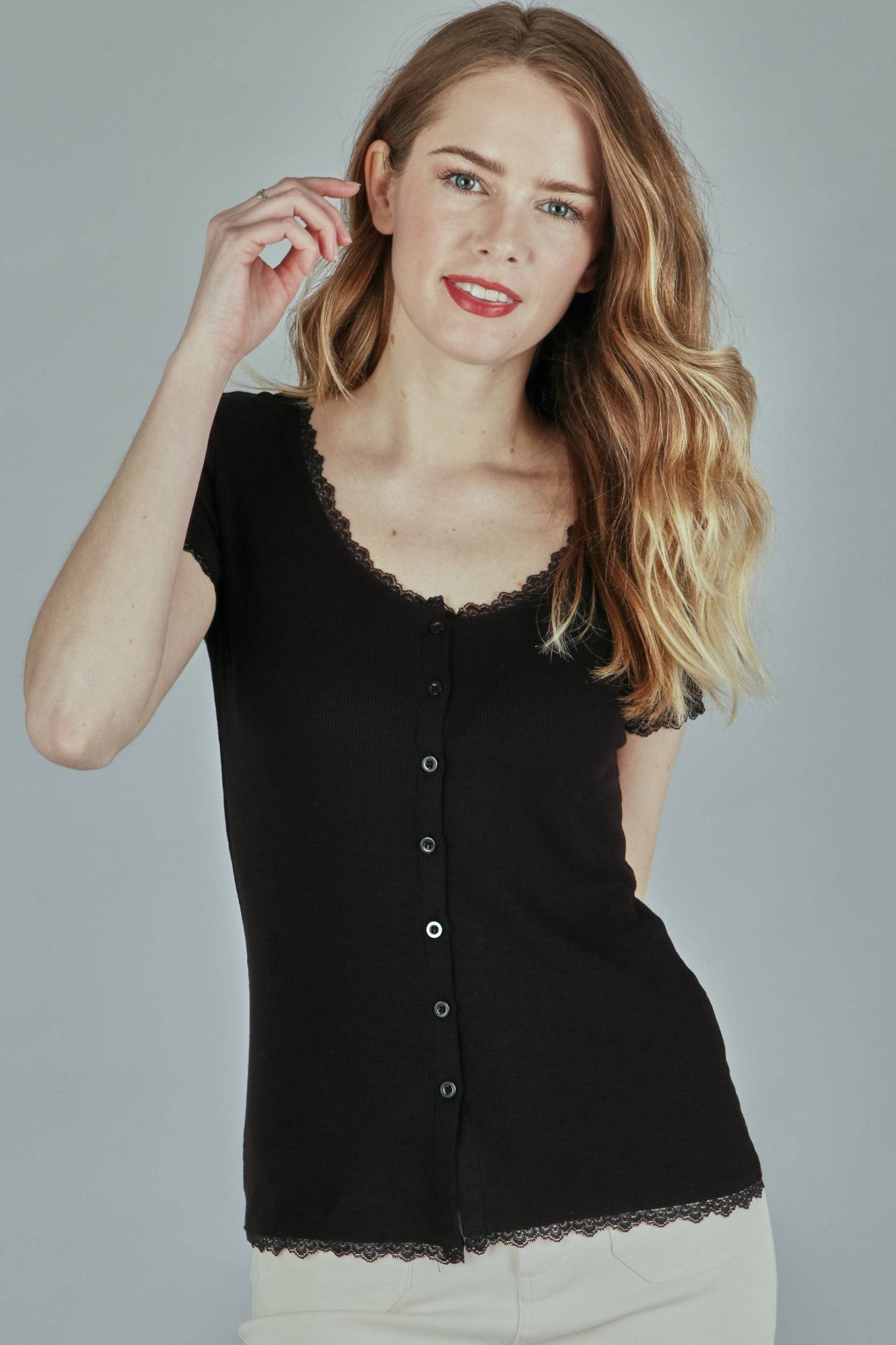 Solid rib button top with dtm edge lace- plus (P17893-PLUS)