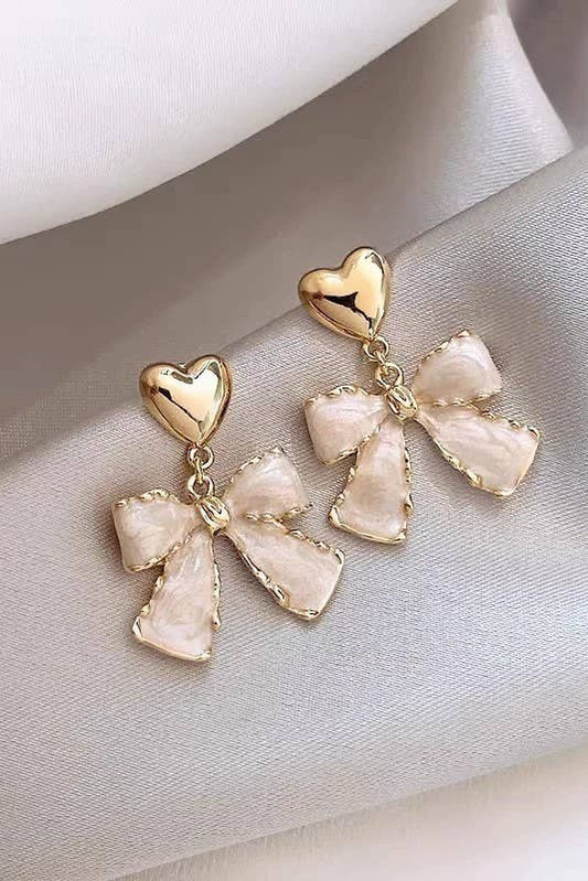 BOW GOLD HEART DROP EARRINGS | 40E364