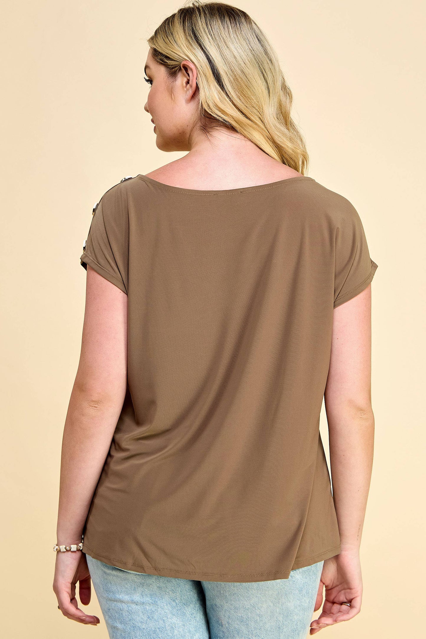 PLUS SIZE SHORSLEEVE TOP WITH BUTTONS SHOULDERS