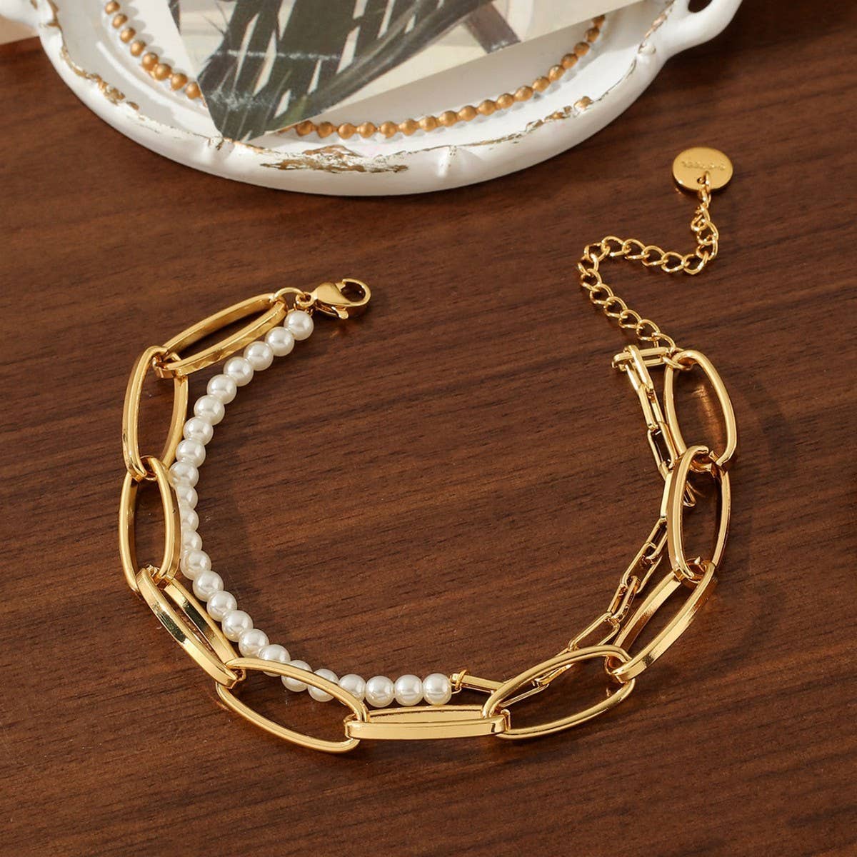 MULTI-LAYER VINTAGE CHAIN PEARL BRACELET_CWMM3722