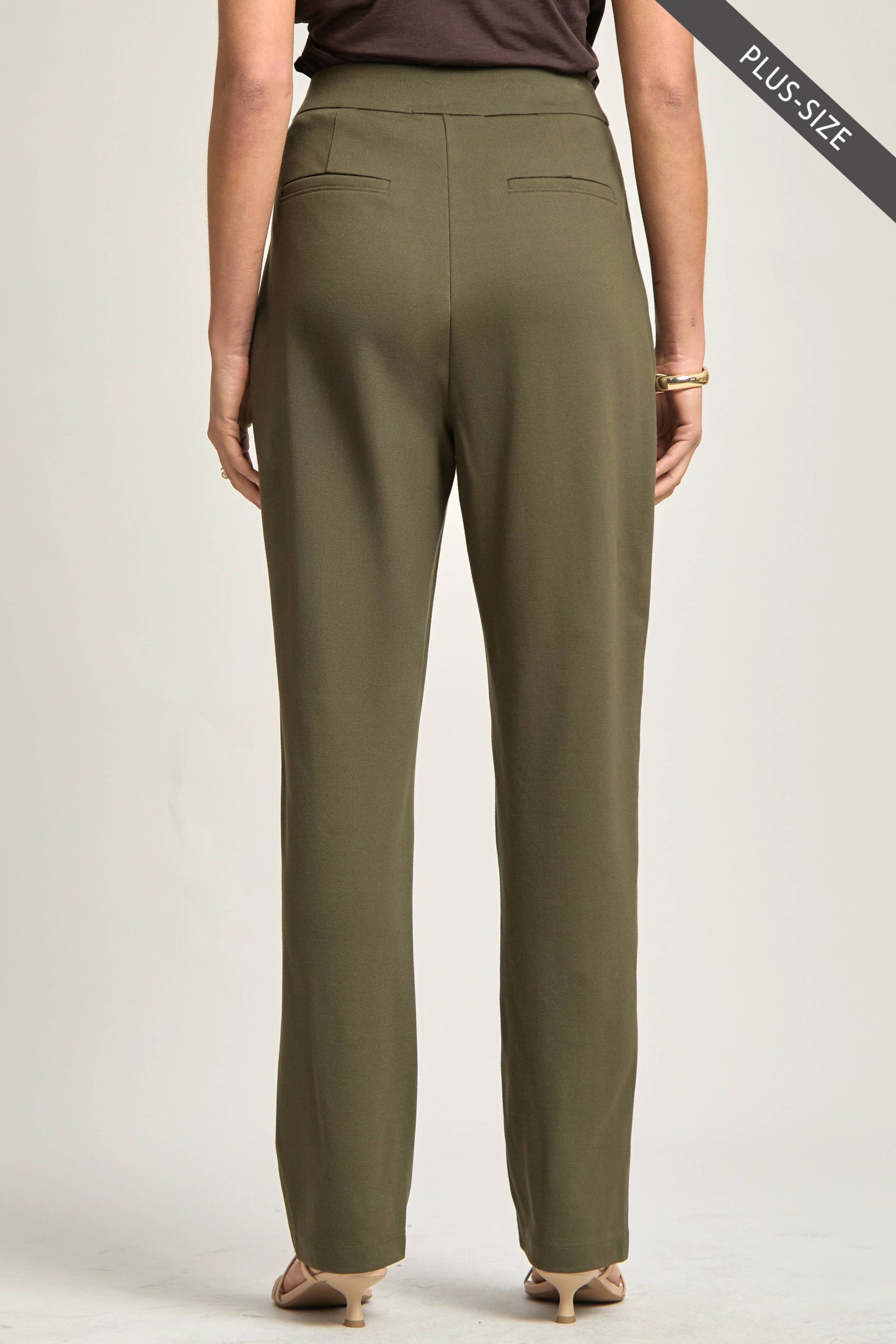 PLUS SIZE Magic High-Rise Barrel Pants