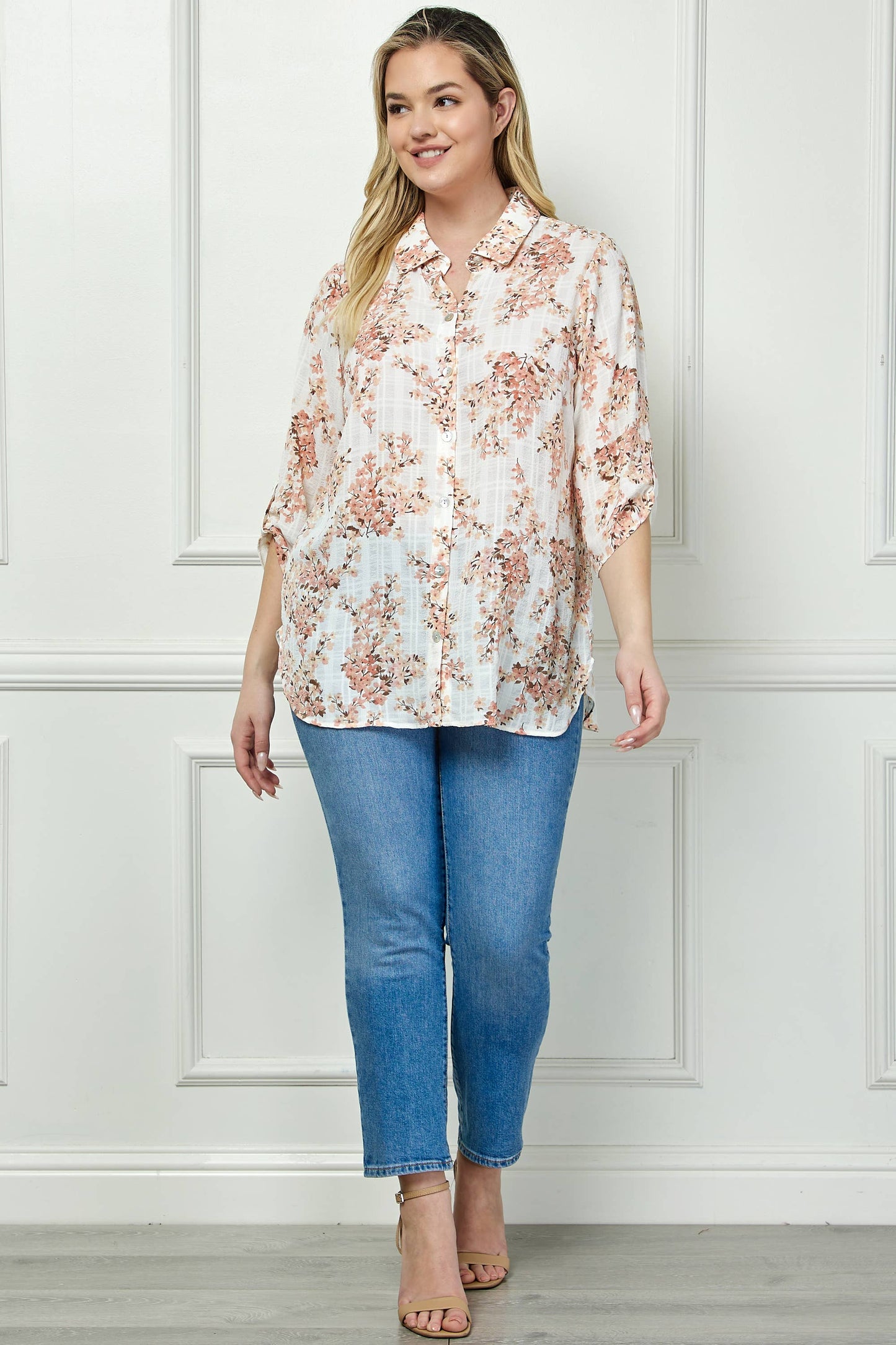 PLUS SIZE BUTTON DOWN BLOUSE