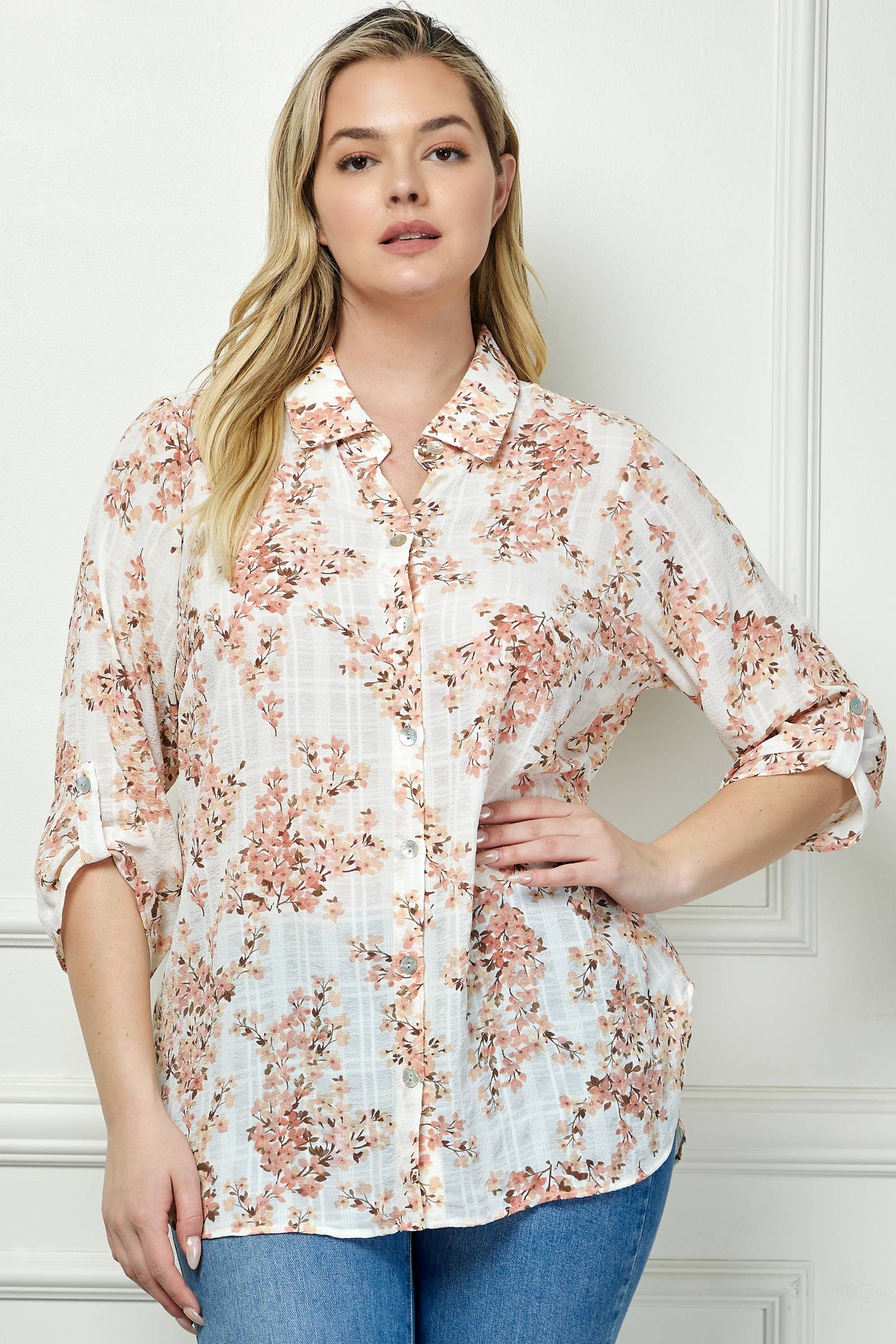 PLUS SIZE BUTTON DOWN BLOUSE