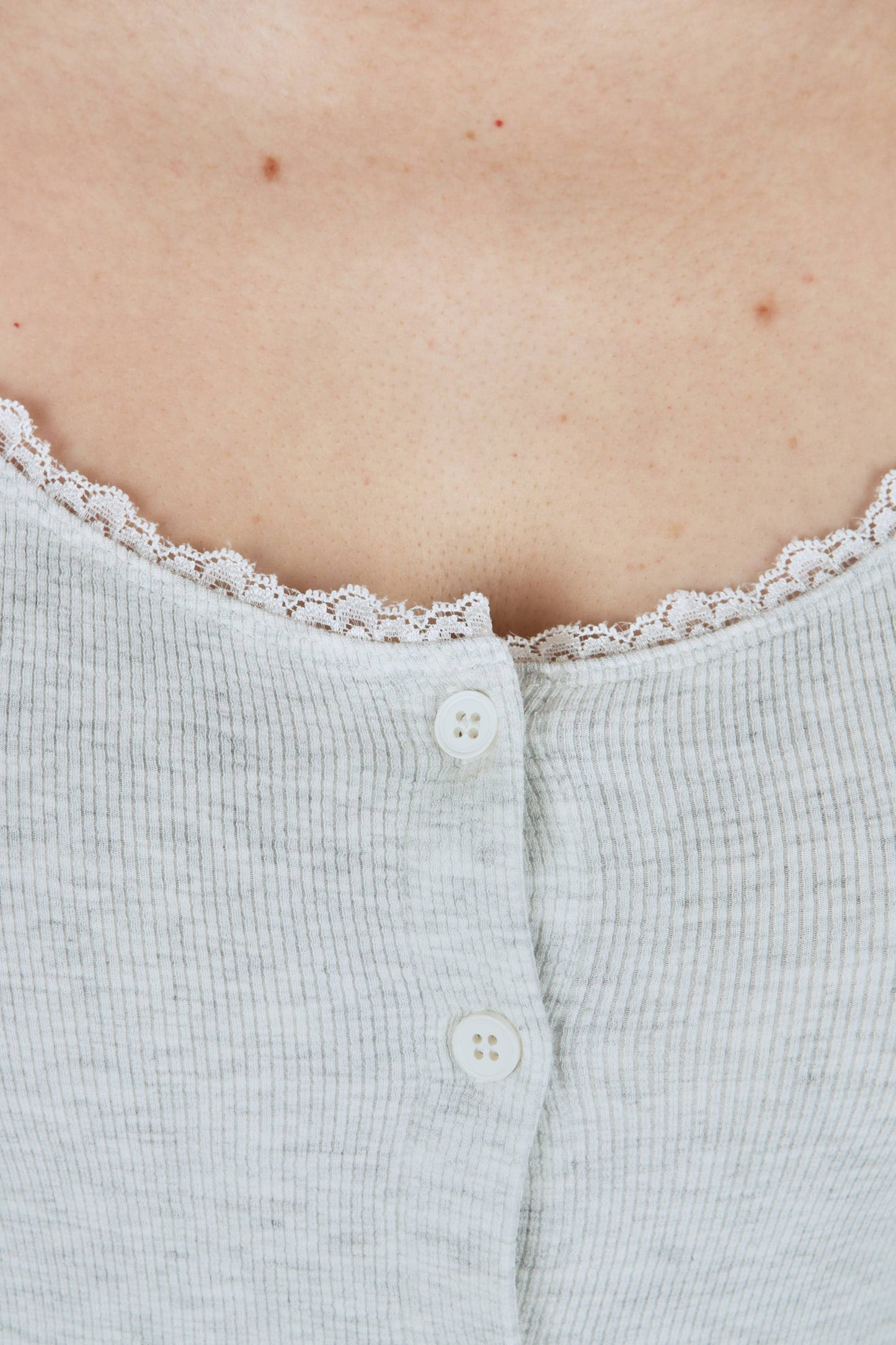 Solid rib button top with dtm edge lace- plus (P17893-PLUS)