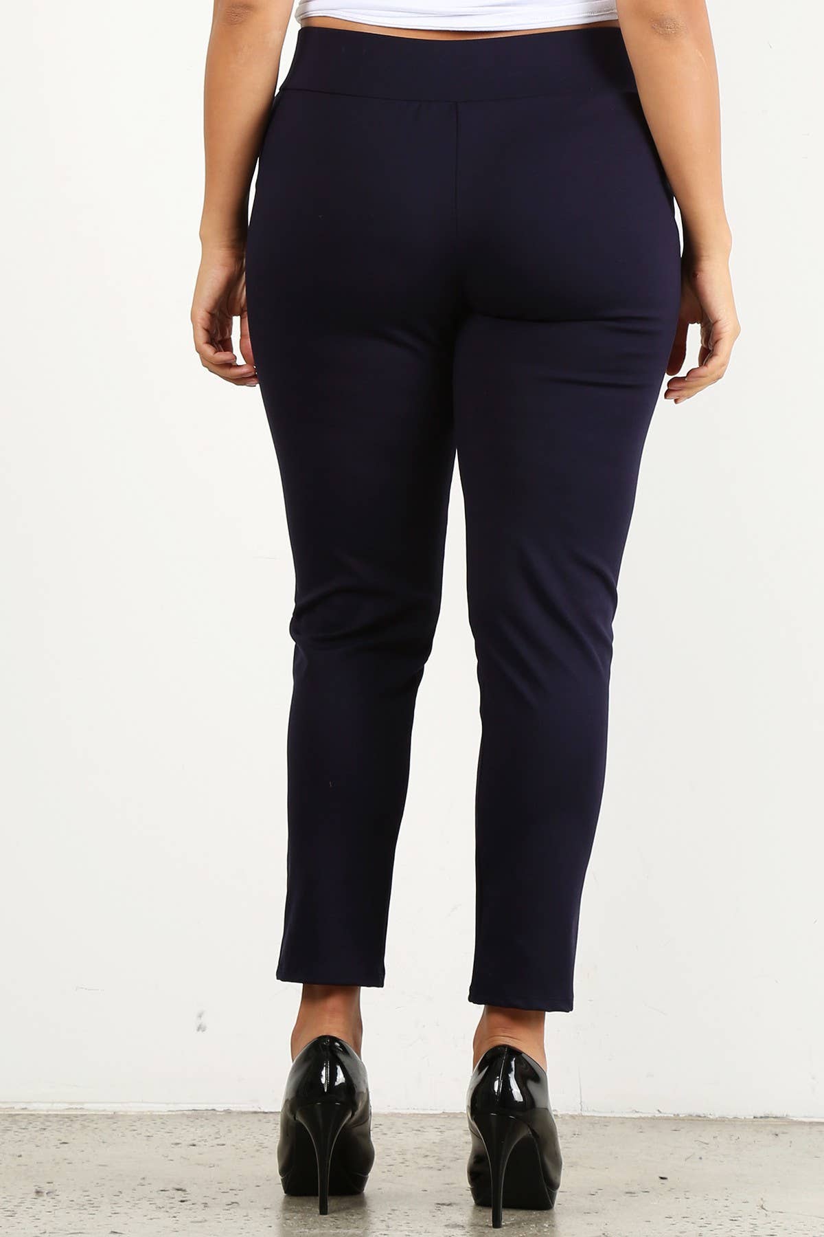 Plus Size High Waisted Pin-Tuck Skinny Pants - WG16213-2P