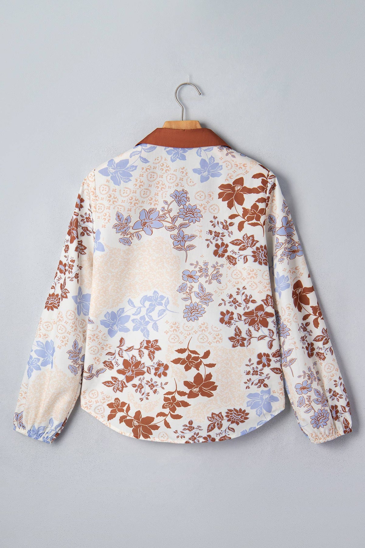 66 Plus Size Floral Print Colorblock V Neck Blouse (S-4X)