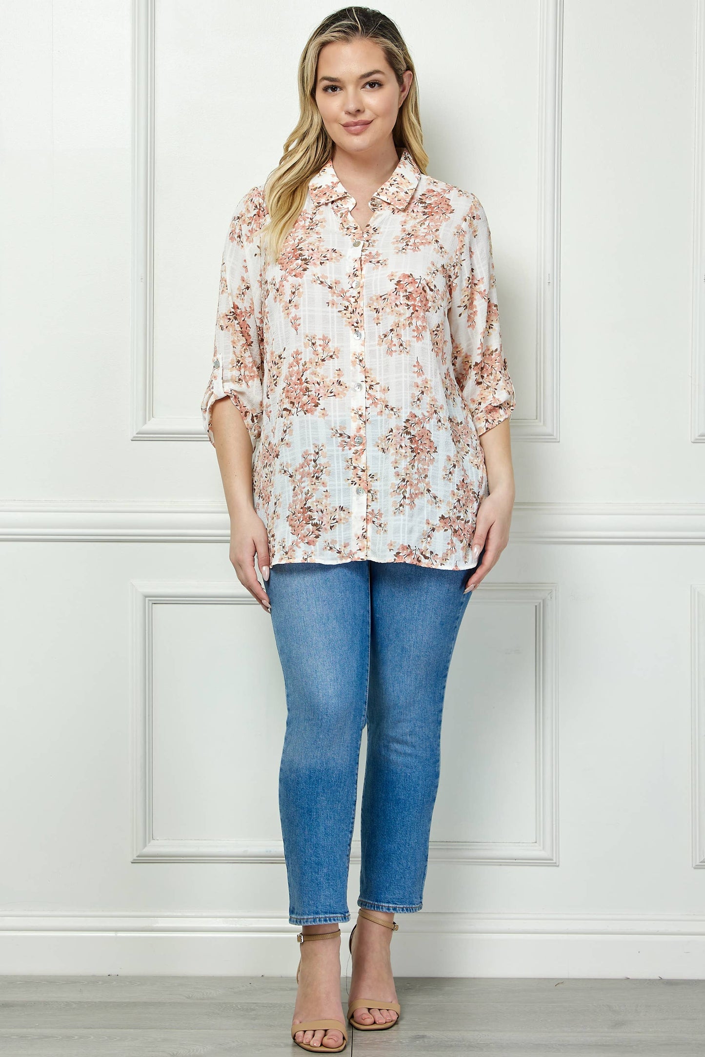 PLUS SIZE BUTTON DOWN BLOUSE