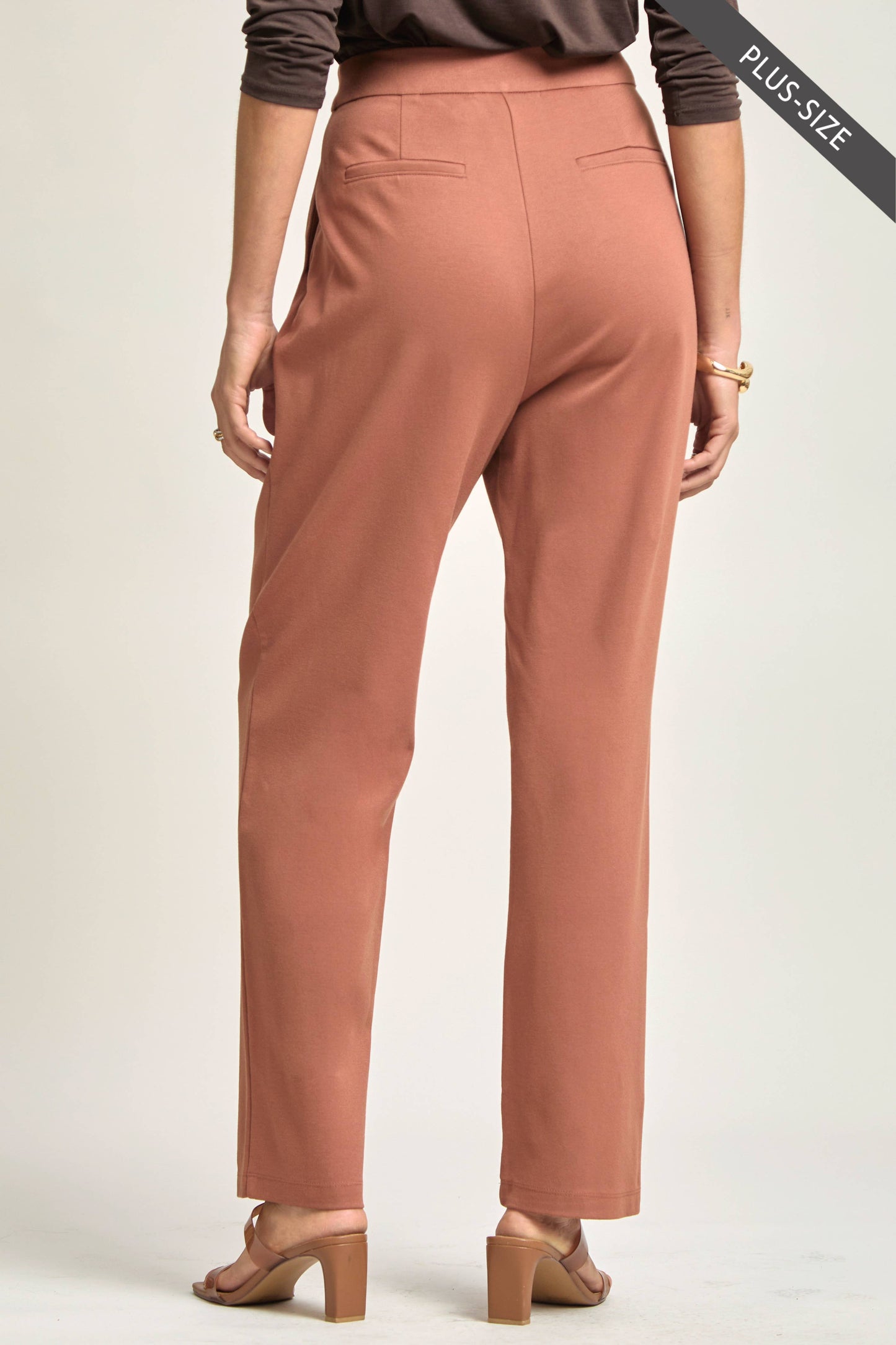 PLUS SIZE Magic High-Rise Barrel Pants