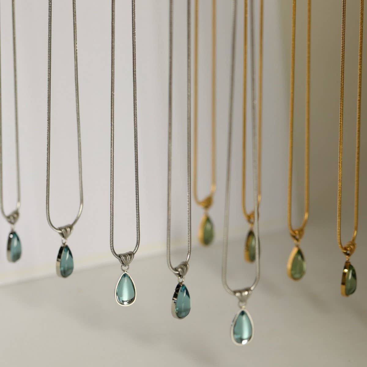 Fashionable water drop blue ocean necklace_CWMM5582