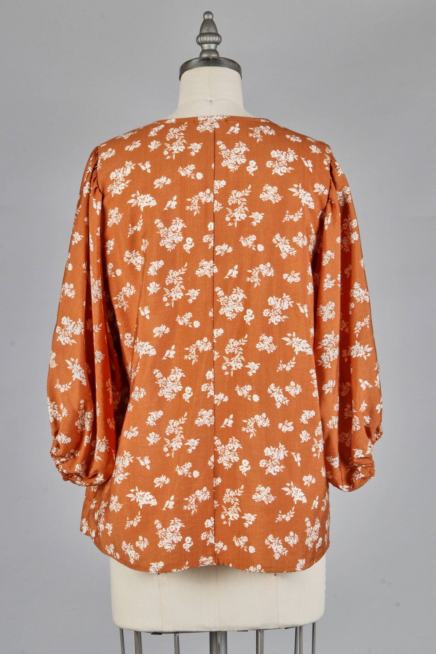 Woven floral top 7068-PLUS