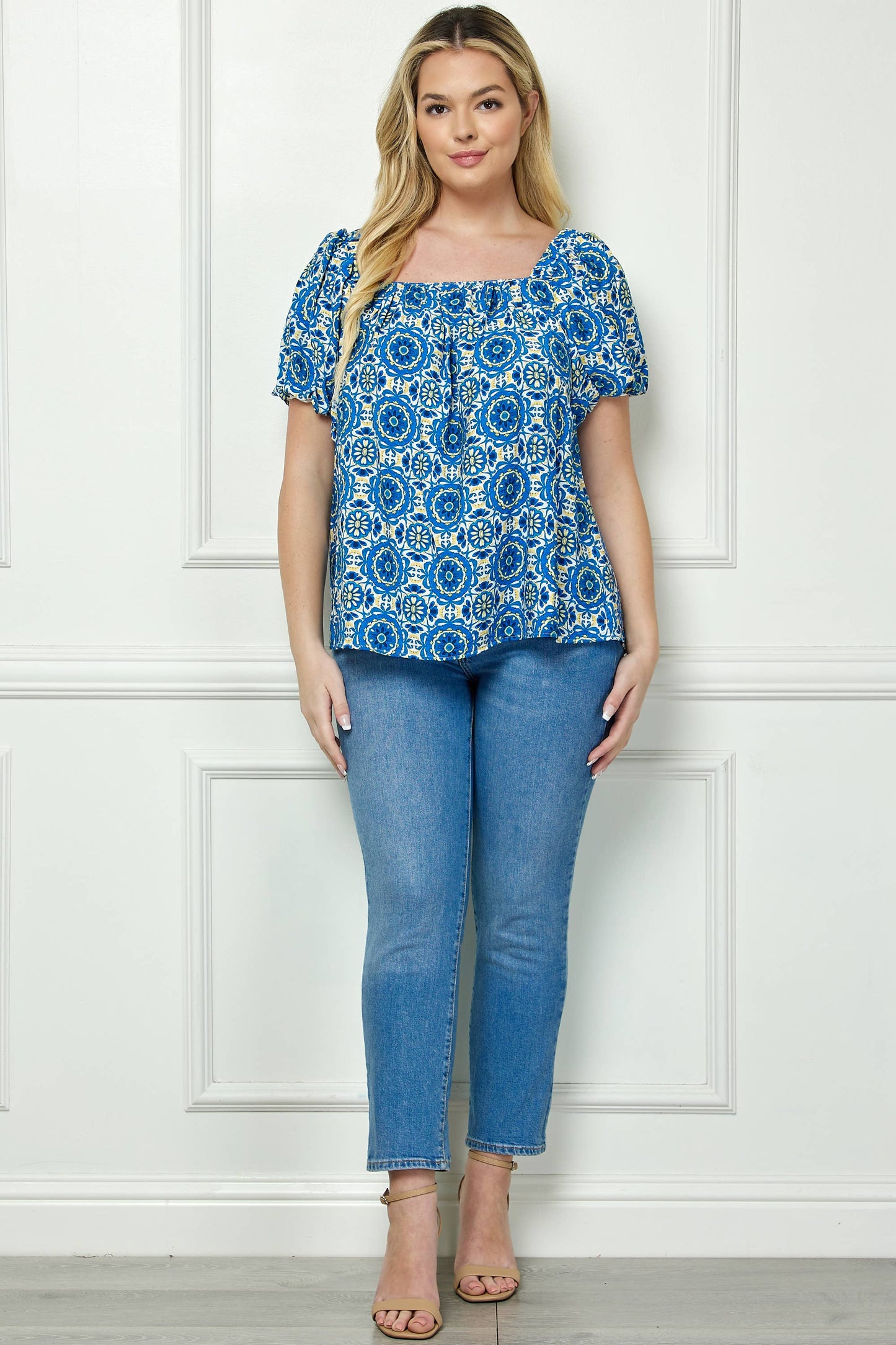 PLUS SIZE SHORT BUBBLE SLEEVE TRAPEZE BLOUSE  G230550A49X