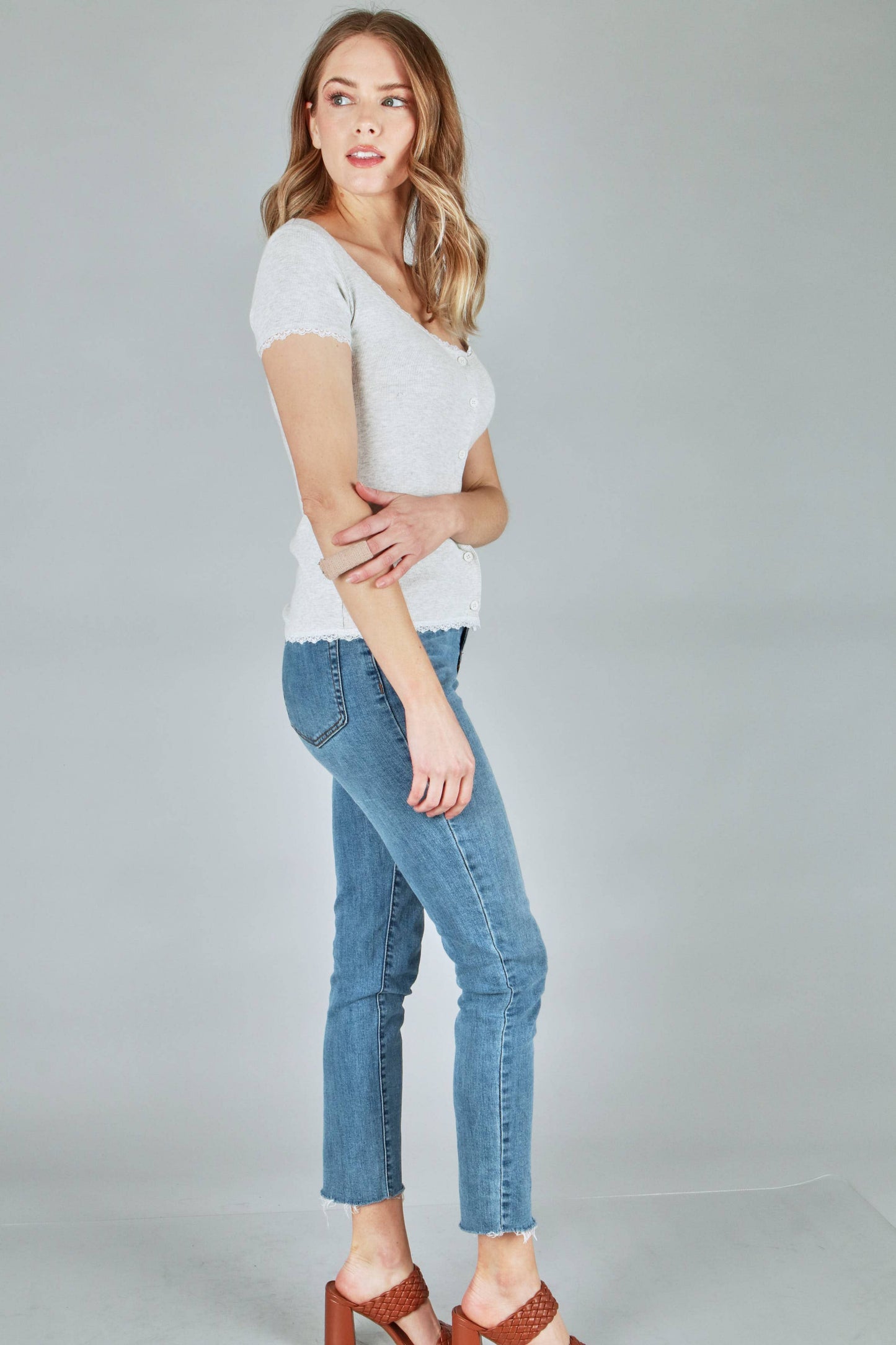 Solid rib button top with dtm edge lace- plus (P17893-PLUS)