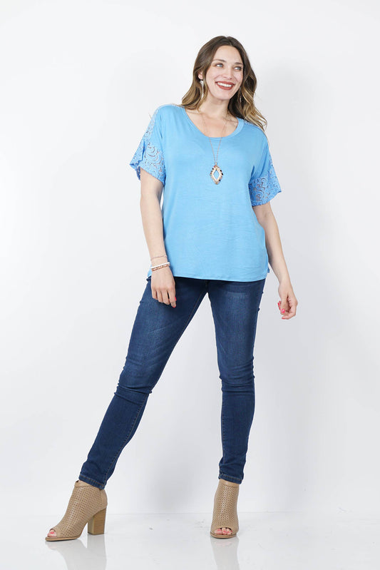 ._ SI-14339 PLUS SIZE Lace sleeve detail top