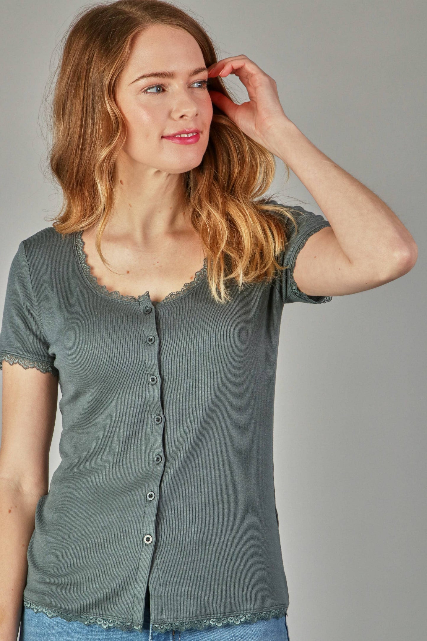 Solid rib button top with dtm edge lace- plus (P17893-PLUS)