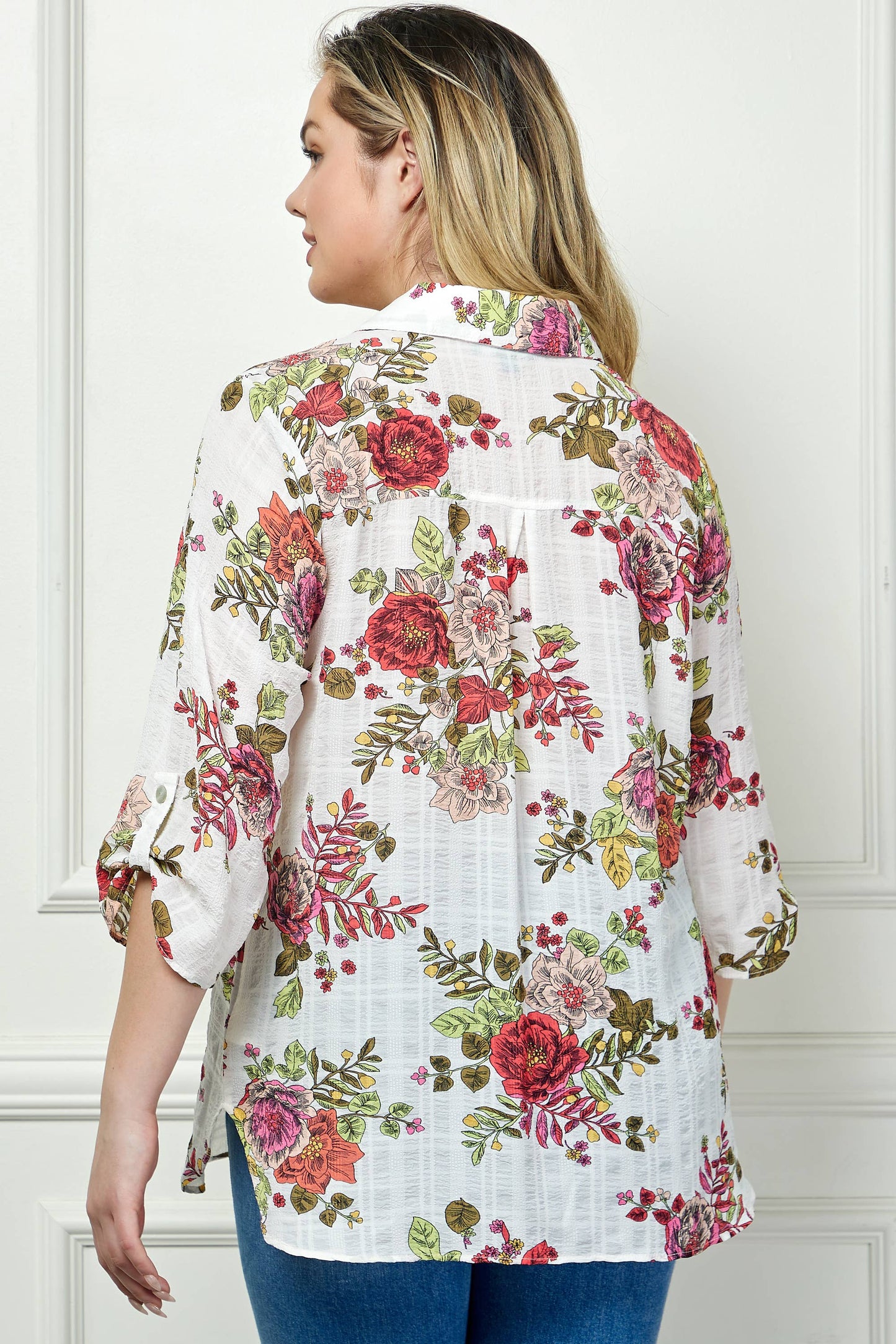 PLUS SIZE BUTTON DOWN BLOUSE