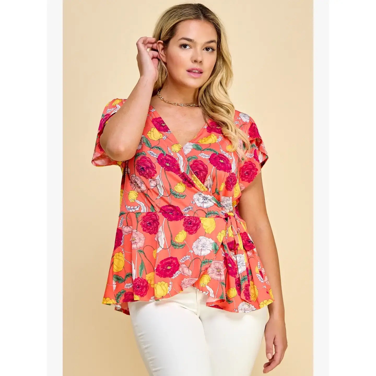 PLUS SIZE SHORT SLEEVE WRAP TOP WITH SIDE SASH