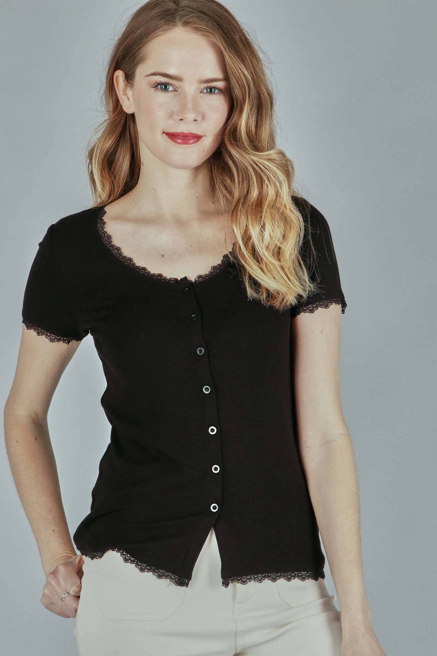 Solid rib button top with dtm edge lace- plus (P17893-PLUS)