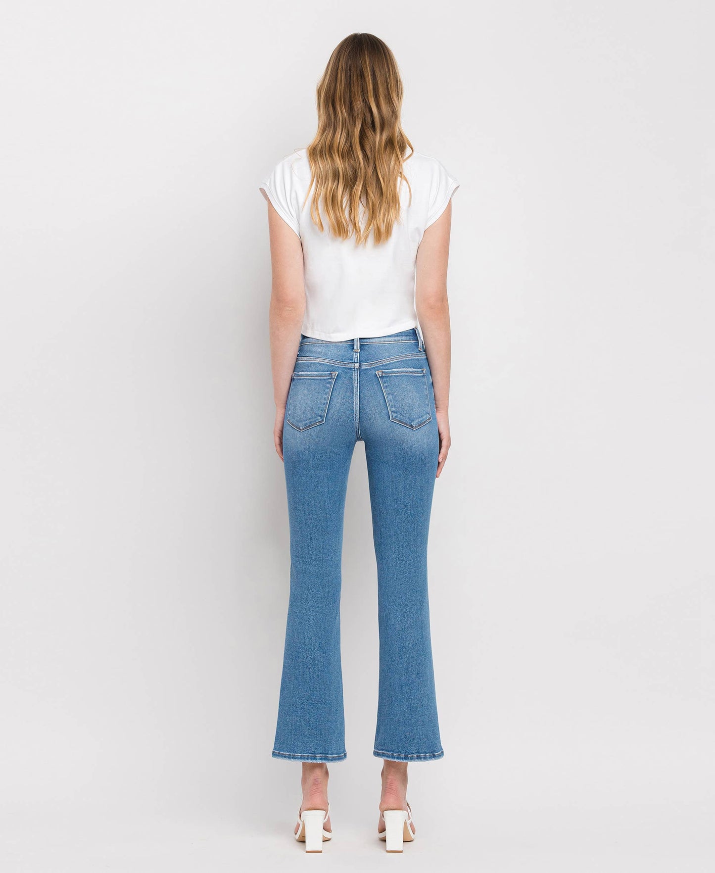 TUMMY CONTROL MID RISE CROP FLARE JEANS LV1357